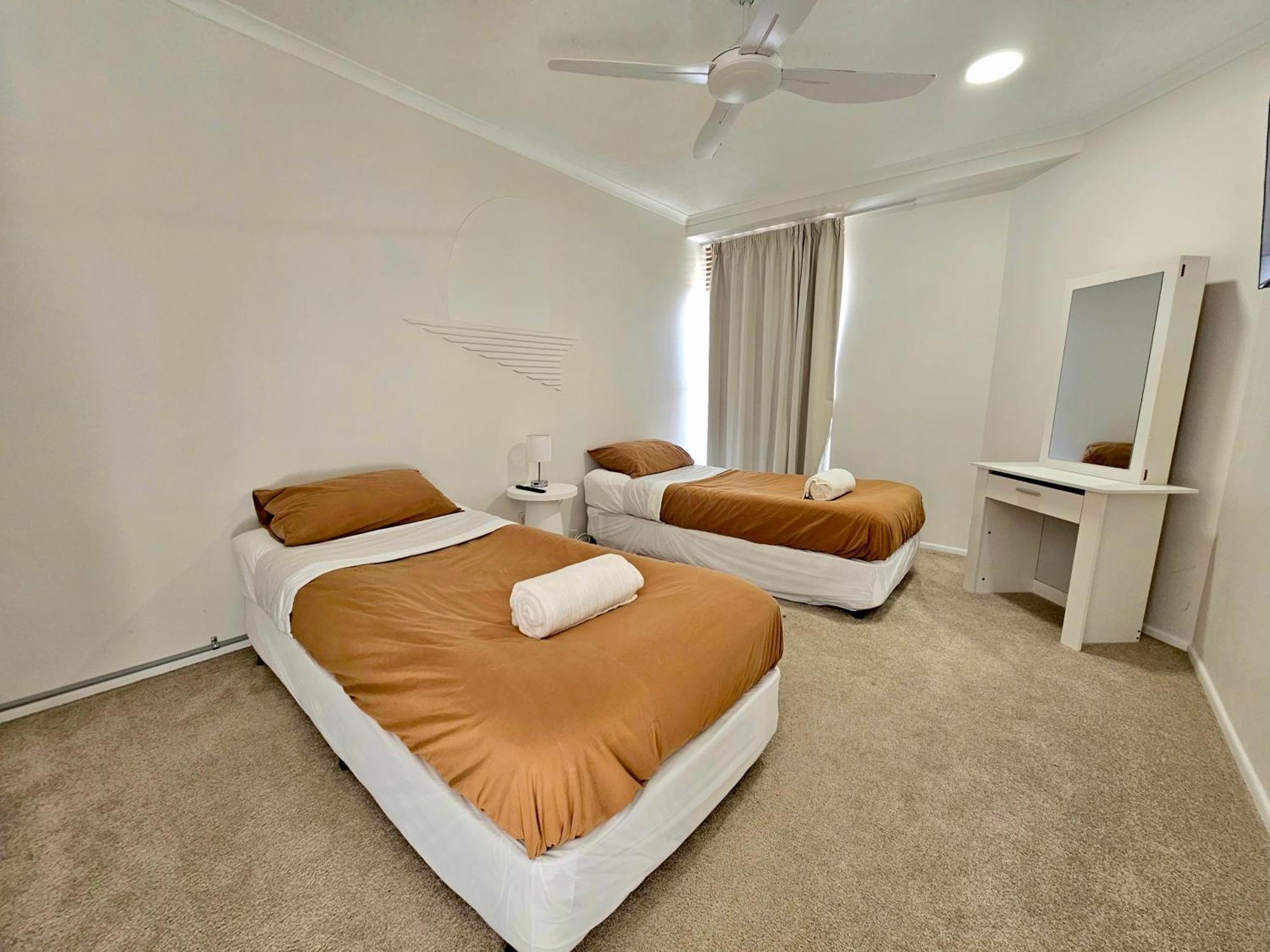 Deluxe Two Bedroom Apartment With Ocean Views Coolum Beach Exterior photo