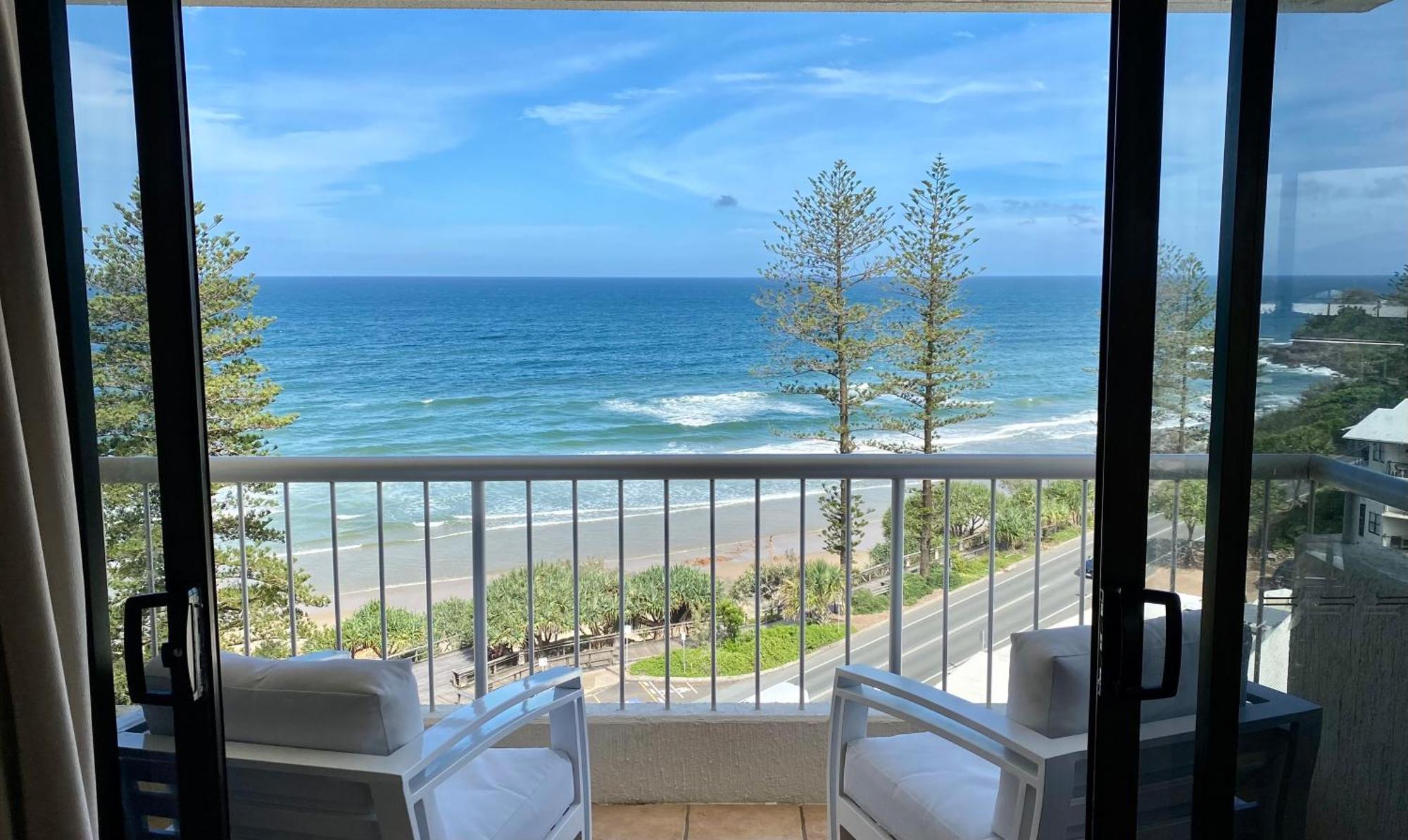 Deluxe Two Bedroom Apartment With Ocean Views Coolum Beach Exterior photo