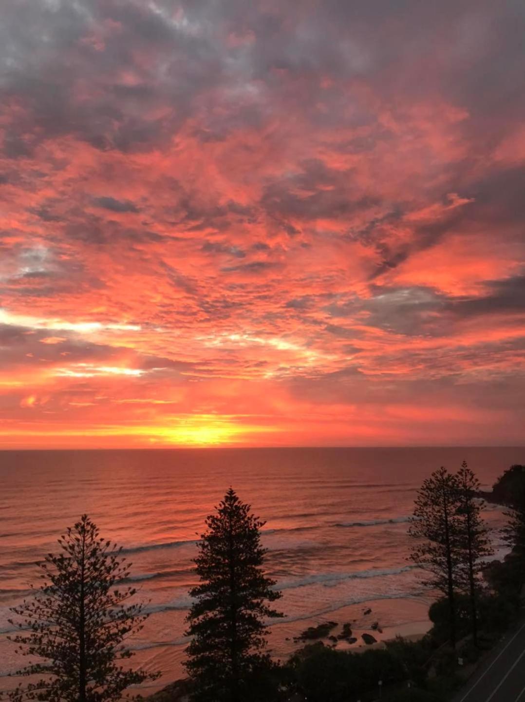 Deluxe Two Bedroom Apartment With Ocean Views Coolum Beach Exterior photo