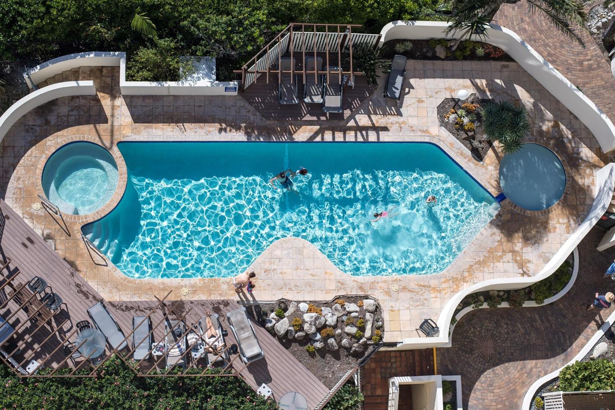 Deluxe Two Bedroom Apartment With Ocean Views Coolum Beach Exterior photo